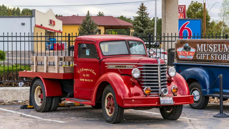 The Daily Route: When the Milkman, Iceman, and Bread Wagon Were Your Supply Chain